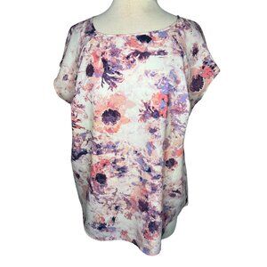 Ava Viv Blouse Women's blouse 1X Pull over round neck short sleeve floral